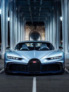 2023-bugatti-chiron-