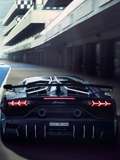 Lamborghini-aventador-sv