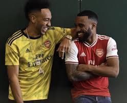 Arsenal 20/21 Kit