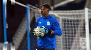 Huderfield Town goalkeeper is on form.