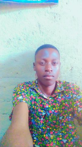 Ezaan UG