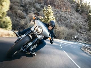 Div on bike